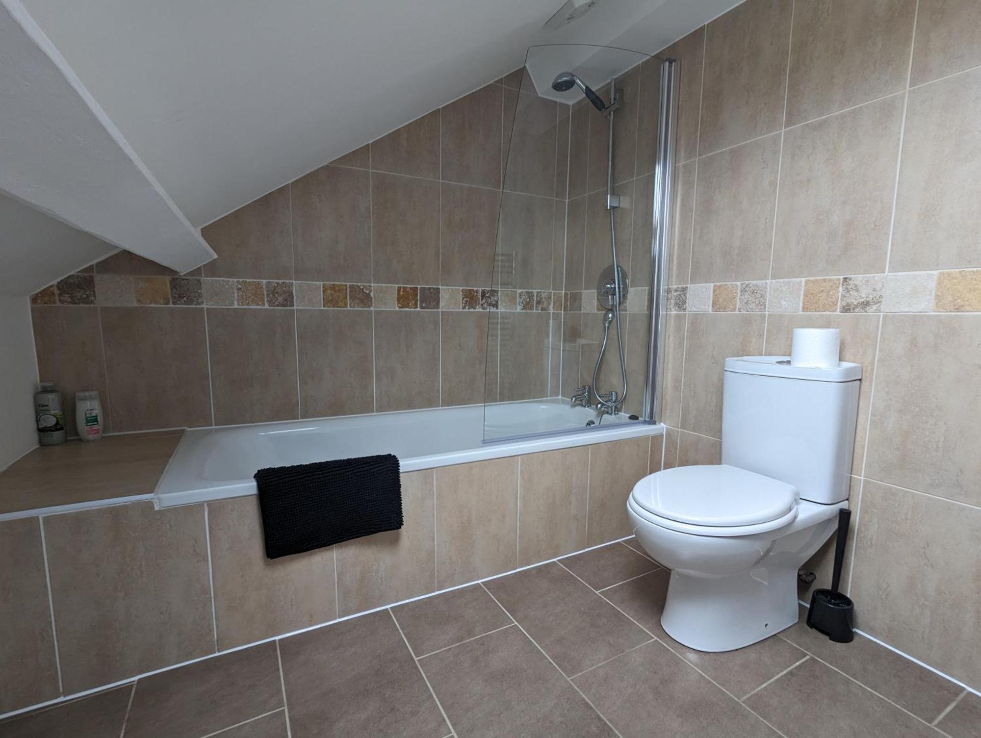 חלנדודנו Top Floor Apartment מראה חיצוני תמונה